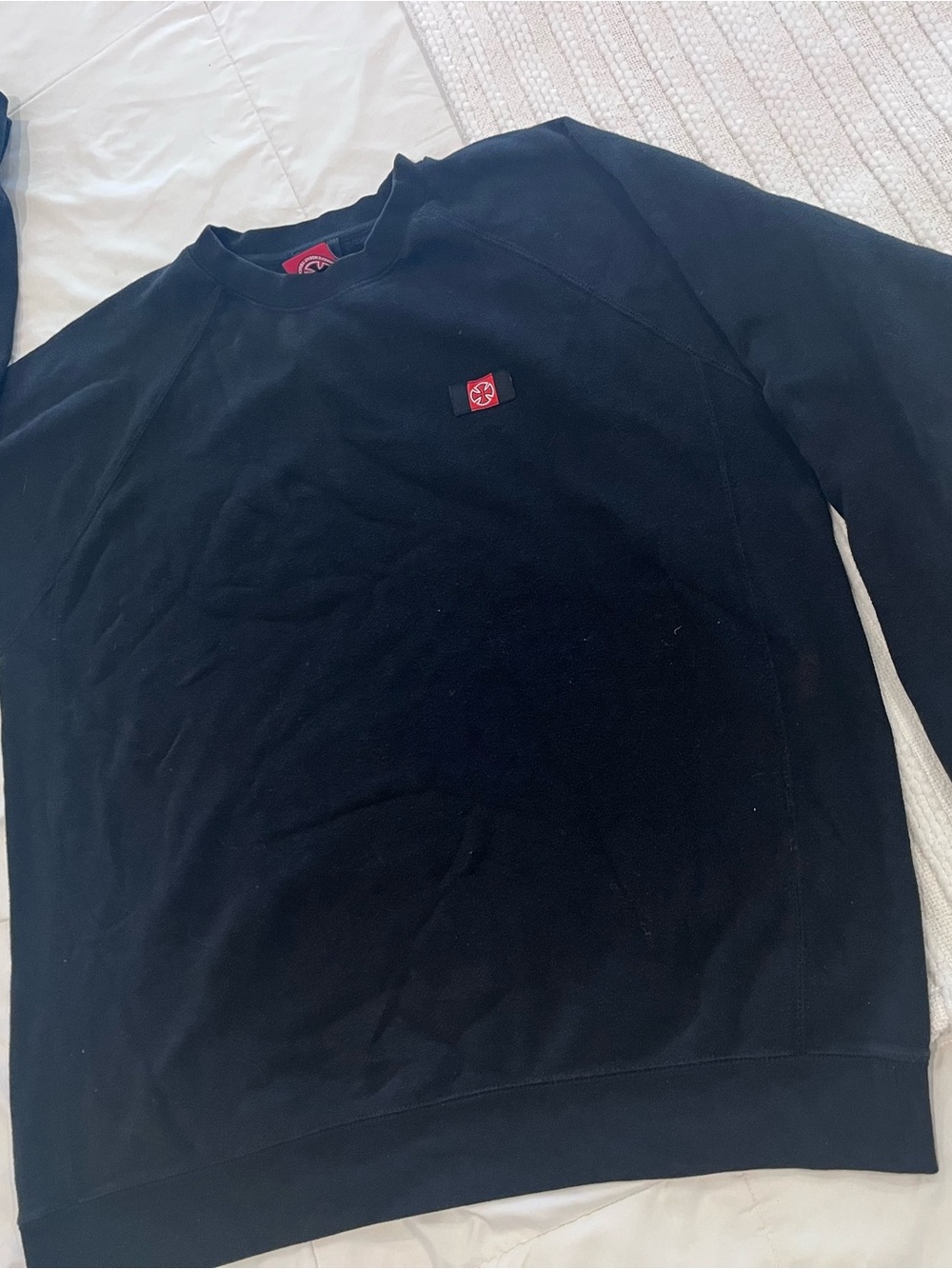 Independent Truck Company Men's XL Y2K Skate Crew Neck Sweatshirt Black Vintage - Picture 2 of 12
